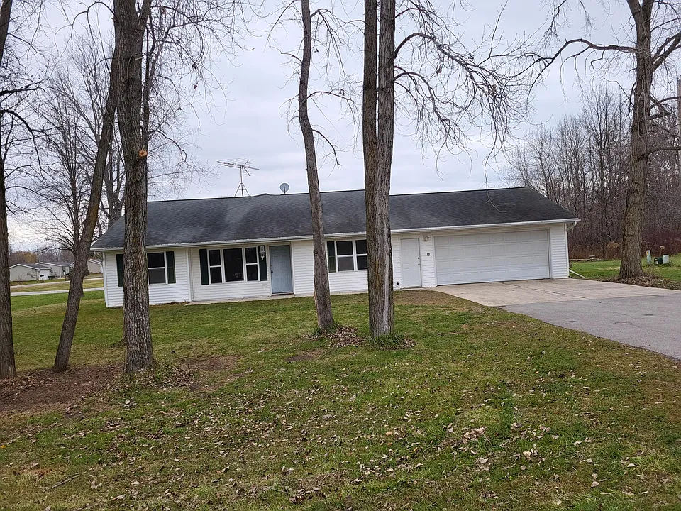 4944 Rosewood Ct