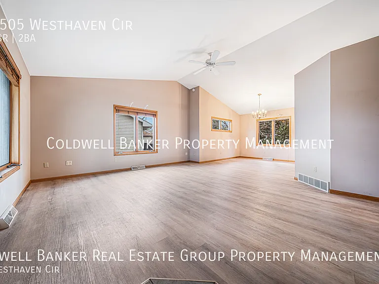 1505 Westhaven Cir — Photo 3