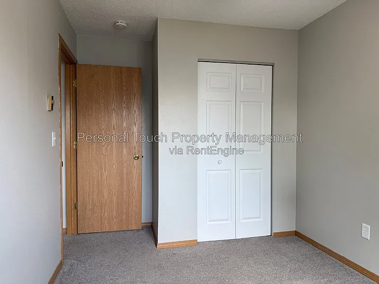 2143 2nd Ave E — Photo 28