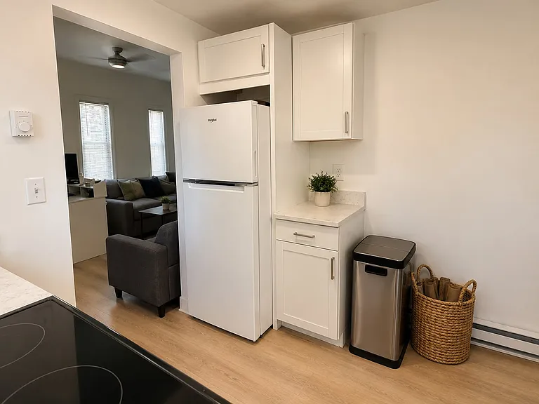 568 Main St #3 — Photo 6