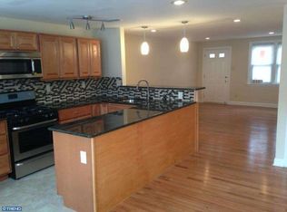 210 Cambridge Rd, Clifton Heights, PA 19018