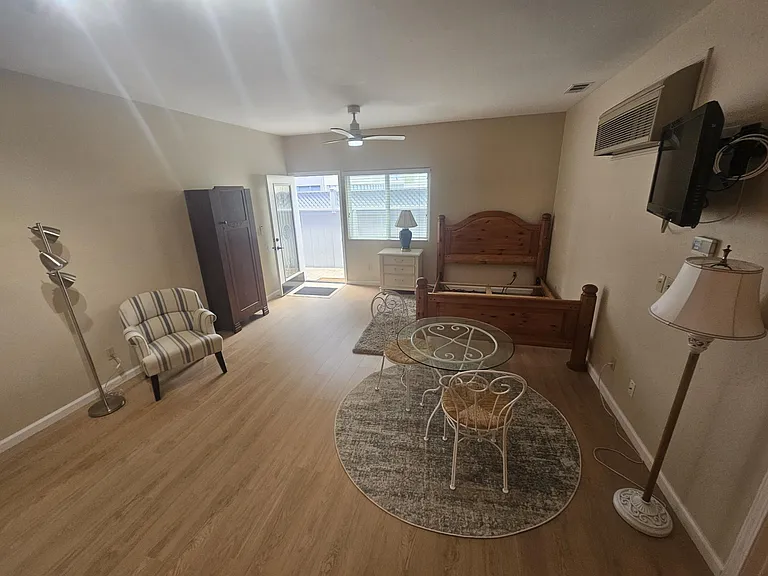 335 Las Vegas St #337 — Photo 6