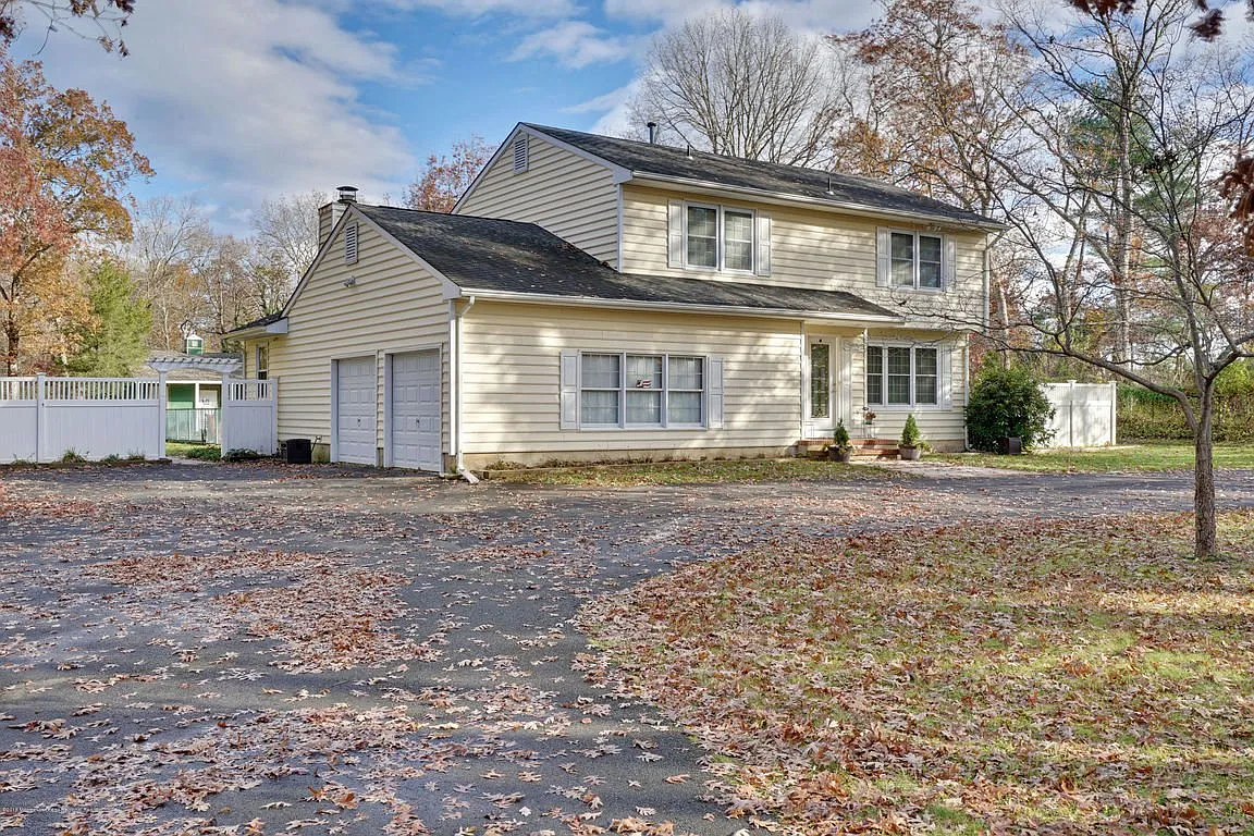 1250 Cox Cro Rd photo 1