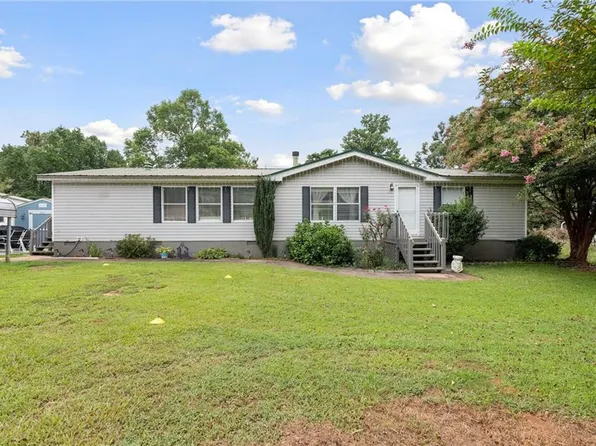5070 Stoneridge Dr, Flowery Branch, GA 30542