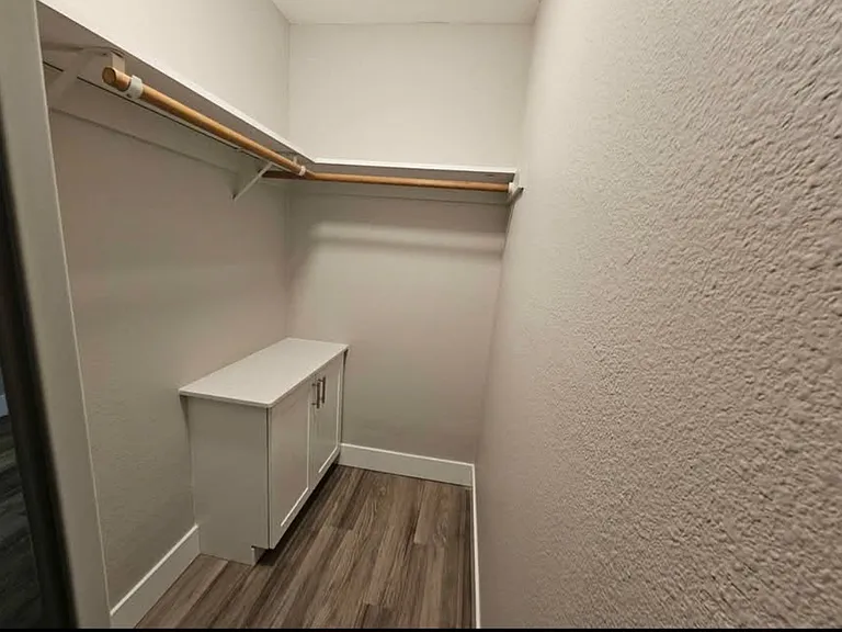 400 E Union St #2 — Photo 2