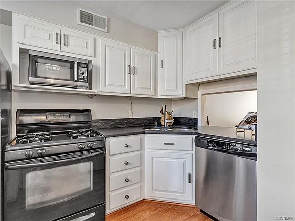 5th image of 403 W Hamilton St #D