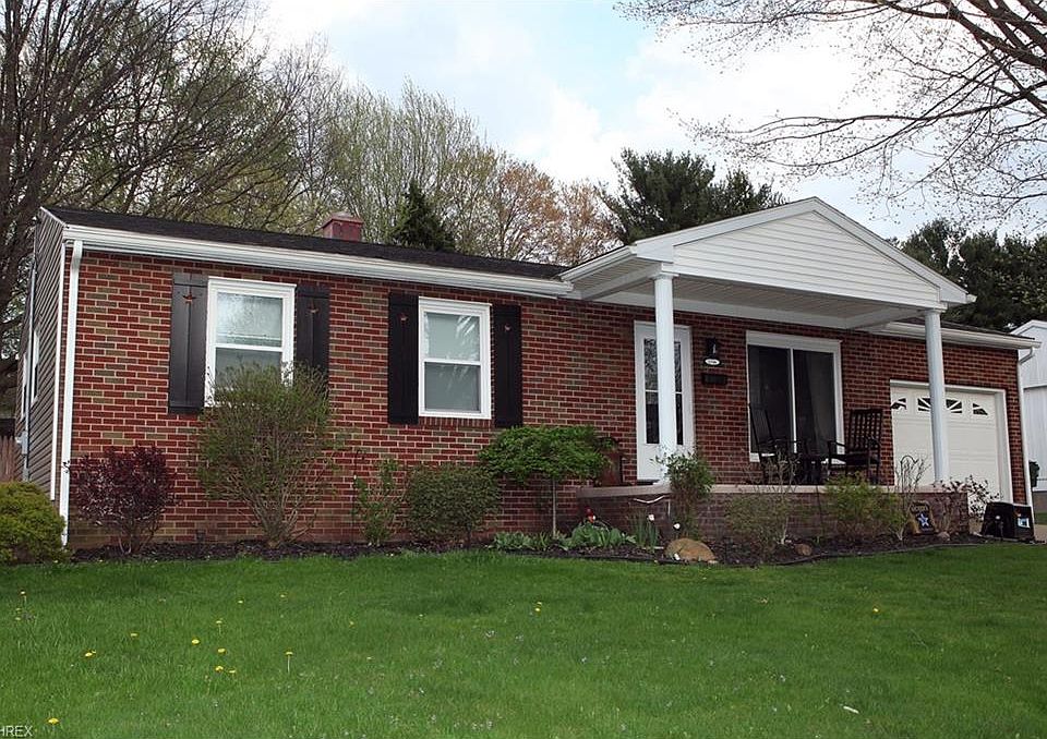 1st image of 1346 Robin Ave