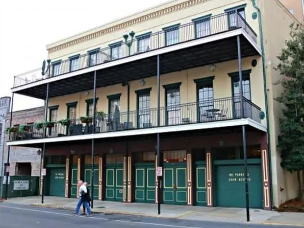 633 Tchoupitoulas St APT 4, New Orleans, LA 70130