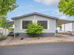 977 Tuberose Trl, Redding, CA