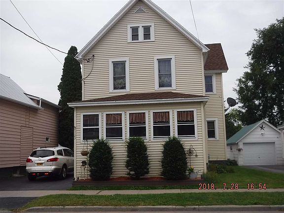 2nd image of 1123 Washington St