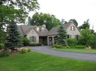 839 Hemlock Dr, Oxford, MI 48370