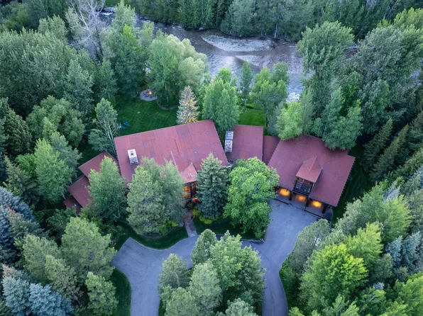 1030 Hideaway Ln, Ketchum, ID 83340