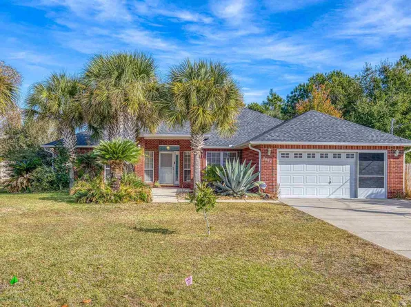 2064 Aurora Dr, Navarre, FL 32566