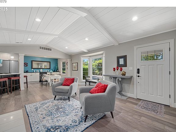 3rd image of 8444 SW 58th Ave