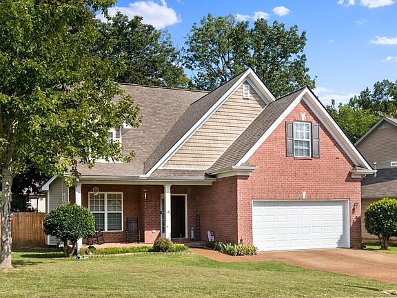 3rd image of 601 Oak Cove Ct