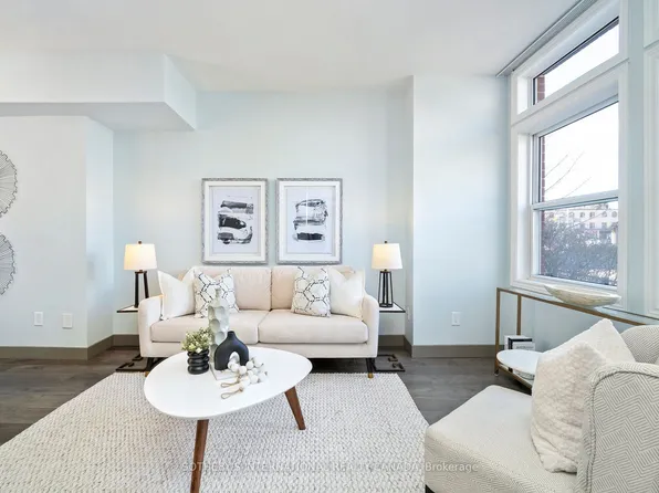 30 Michael Power Pl, Toronto, ON M9A 5G9