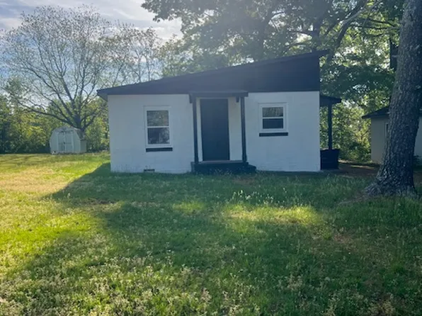 1111 S Meeting St, Statesville, NC 28677