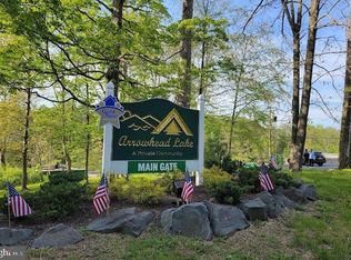 9-1505-15 Wyomissing Dr, Pocono Lake, PA 18347