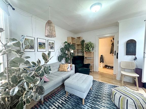 4th image of 2 Chicora Ave Floor 3