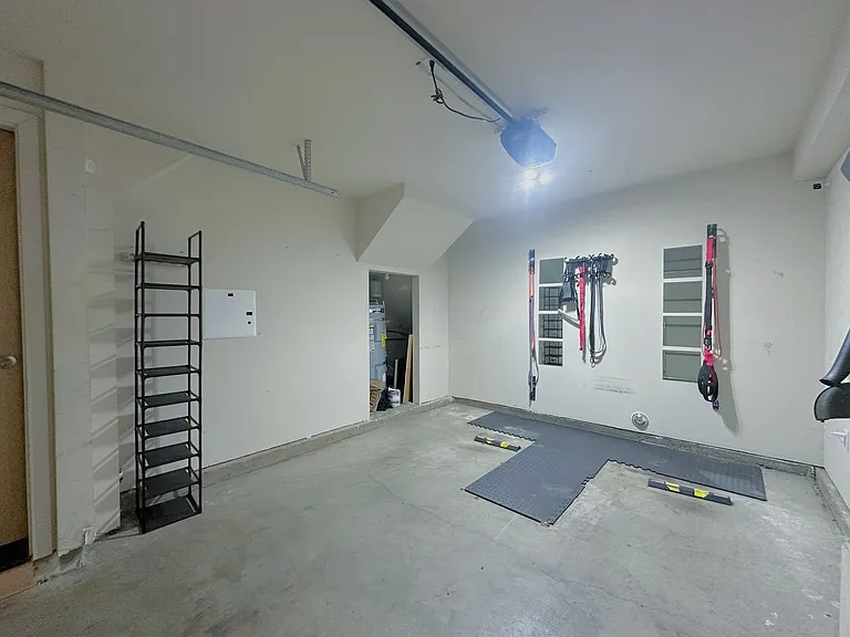 3817 S Angeline St — Photo 24
