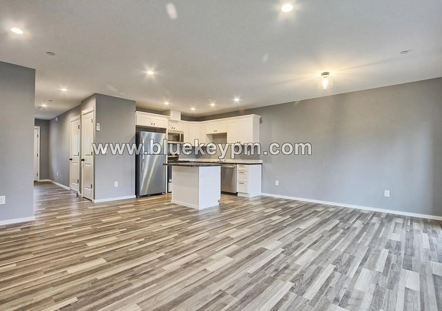 # 318 - 3 Bed, 2.5 Baths Townhome in LaCenter — Photo 1