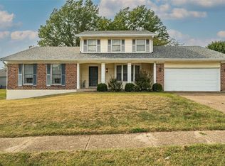 2189 Wide Oak Ct, Chesterfield, MO 63017