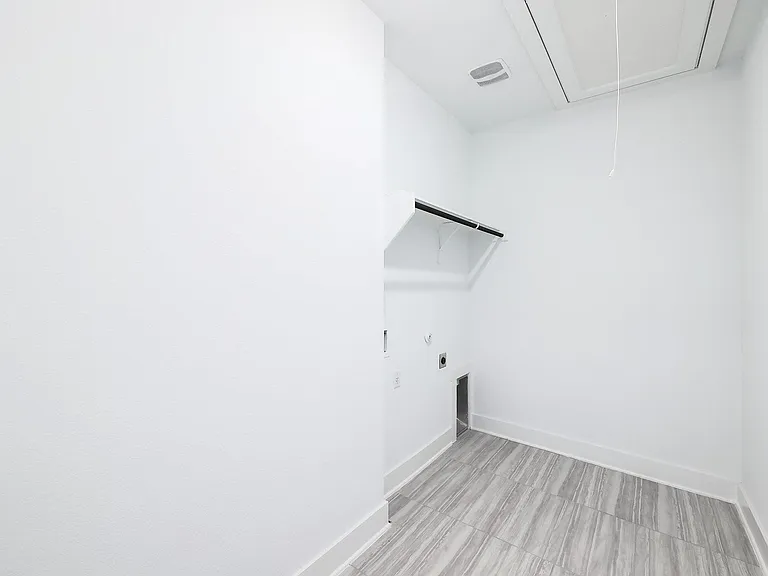 182 Yarbrough Dr — Photo 21