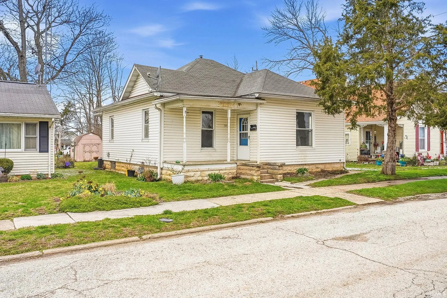 609 H St photo 1