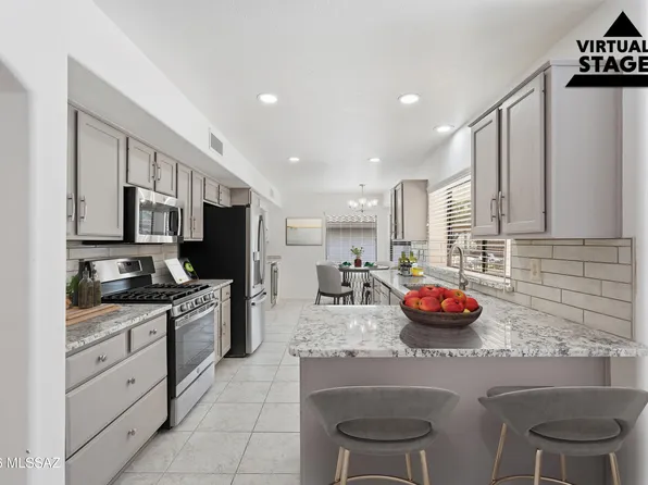14311 N Choctaw Dr, Oro Valley, AZ 85755