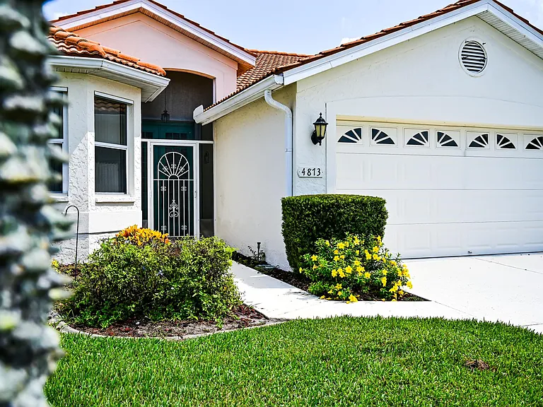 4873 Orange Tree Pl — Photo 2