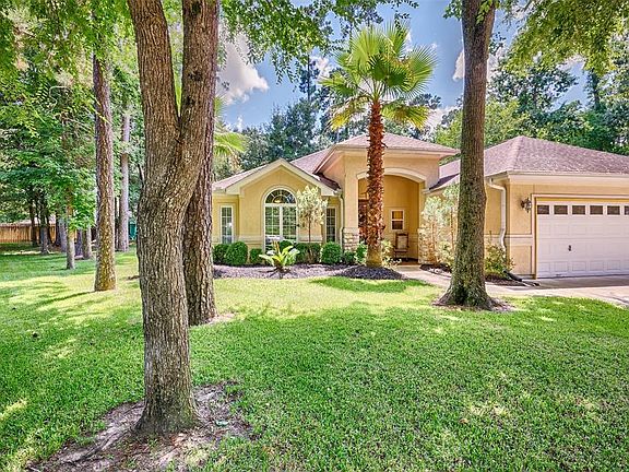 3rd image of 3102 Woodwind Cir