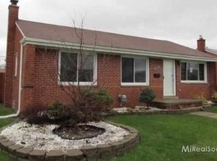 28322 Edward St, Roseville, MI