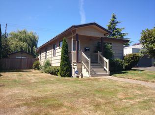 8621 32nd Ave SW, Seattle, WA 98126