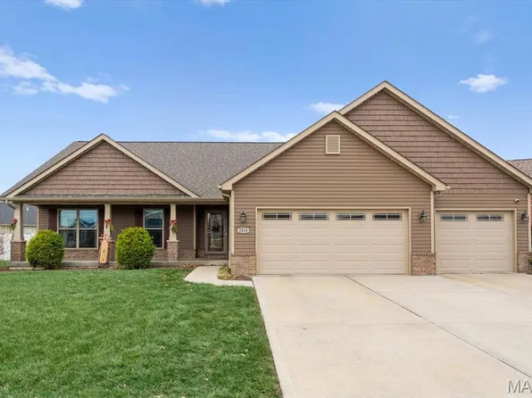 2524 Welsch Dr, Shiloh, IL 62221