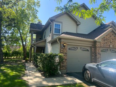 251 Old Oak Ct W, Buffalo Grove, IL, 60089
