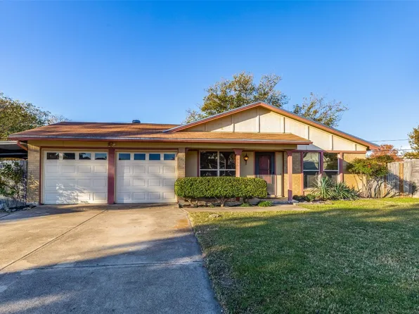 6050 Oakdale Ct, Watauga, TX 76148