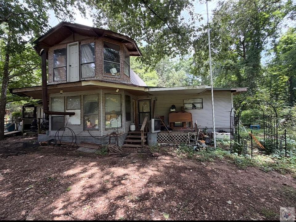1st image of 90 Knottingham St