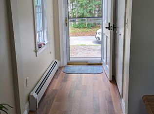 8 Ivy St, Wareham, MA 02571