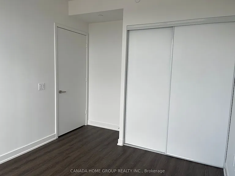 448 Burnhamthorpe Rd W #5210 — Photo 13