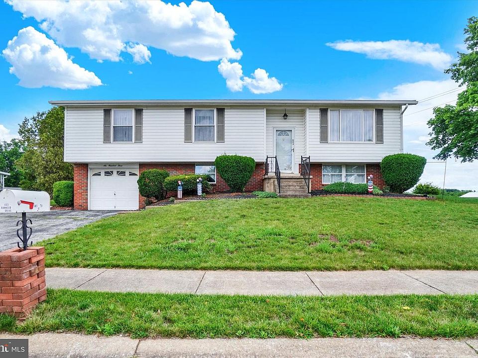 1st image of 603 Oakwood Dr