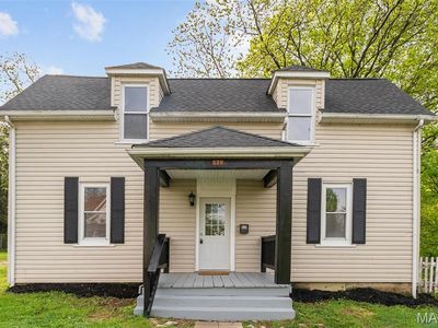 520 Locust St, Washington, MO, 63090
