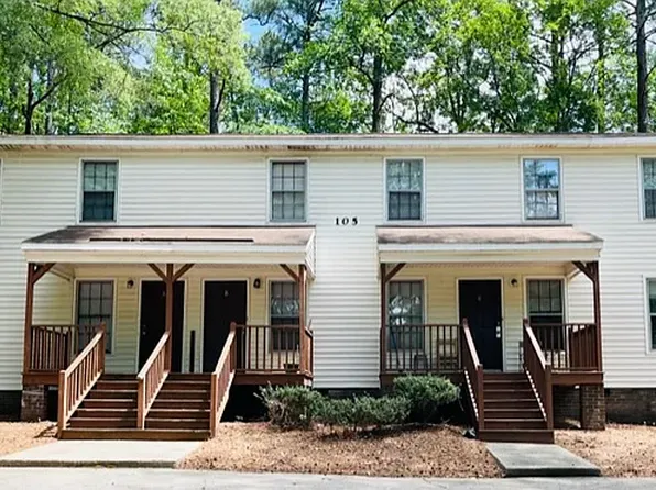 105 E Circle Dr APT C, Cary, NC 27511