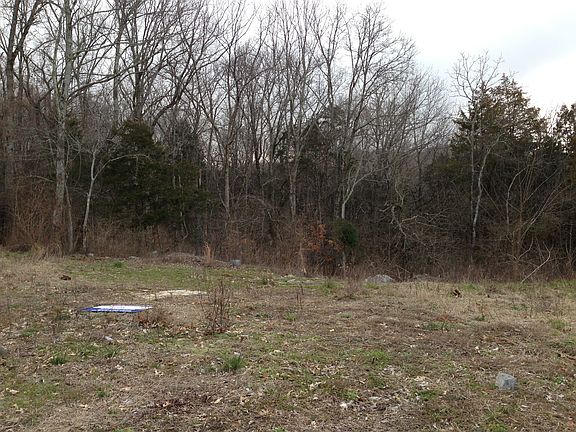 5th image of 547 Littlestone Dr