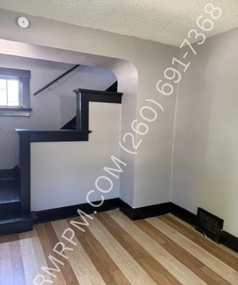 1114 Colerick St — Photo 6
