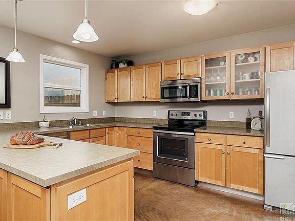 5th image of 3777 Chamberlain Dr