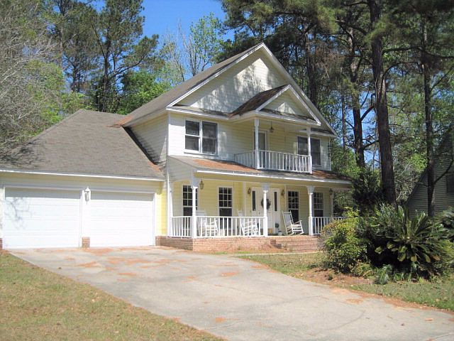 1st image of 923 Williamsburg Dr