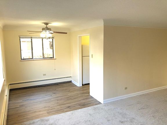 4th image of 1357 N Williams St #101