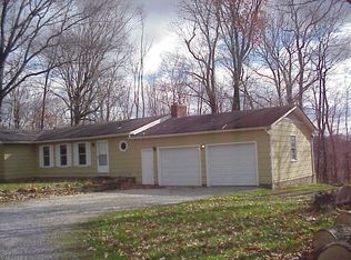 6633 Seville Rd, Seville, OH 44273