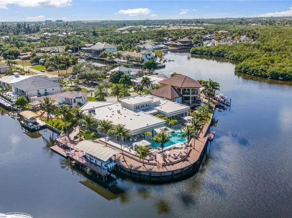 103 Montrose Dr, Fort Myers, FL 33919