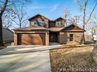 9671 E Redbud St, Claremore, OK 74017